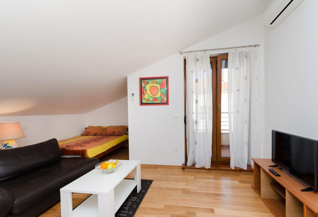 Apartment Goran 罗维尼 外观 照片