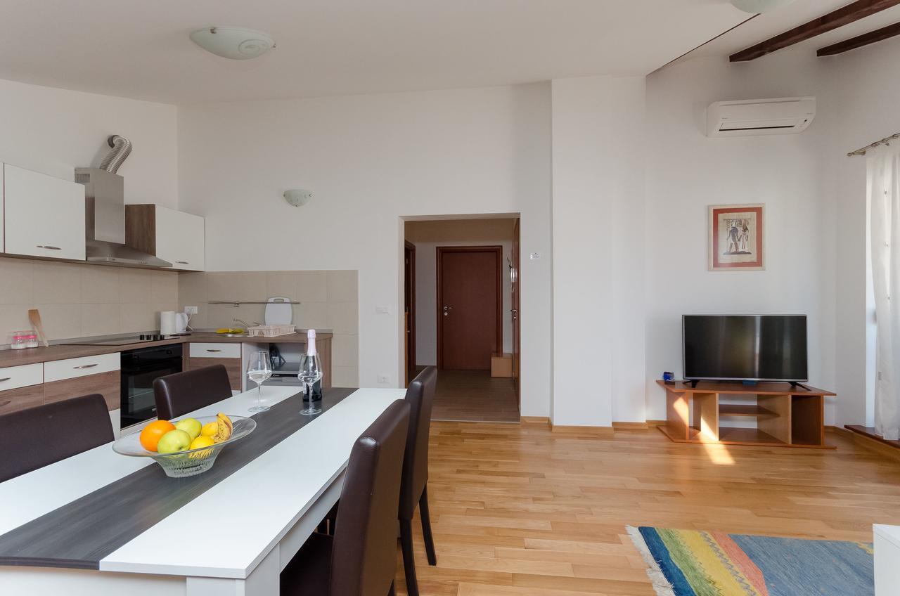 Apartment Goran 罗维尼 外观 照片