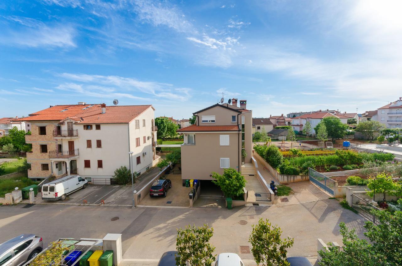 Apartment Goran 罗维尼 外观 照片